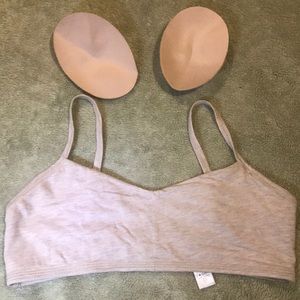 Ivivva bralette with removable pads and cross back